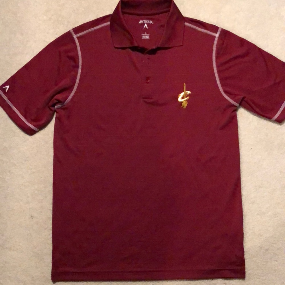 Men’s small Cleveland Cavaliers polo shirt. LN